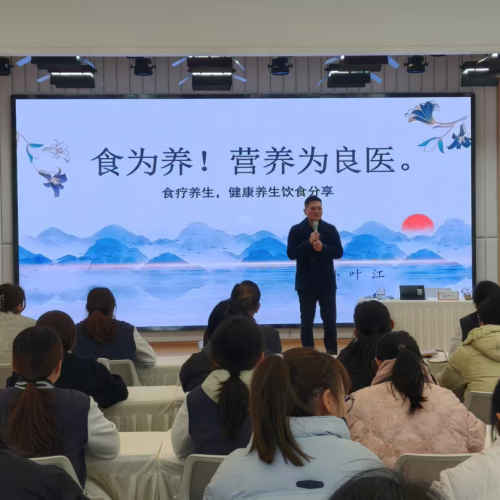 以劳动筑基 以匠心领航——萧山区劳模工匠宣讲团进校园开展“开学第一课”活动